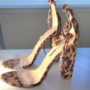 Leopard print platform heel